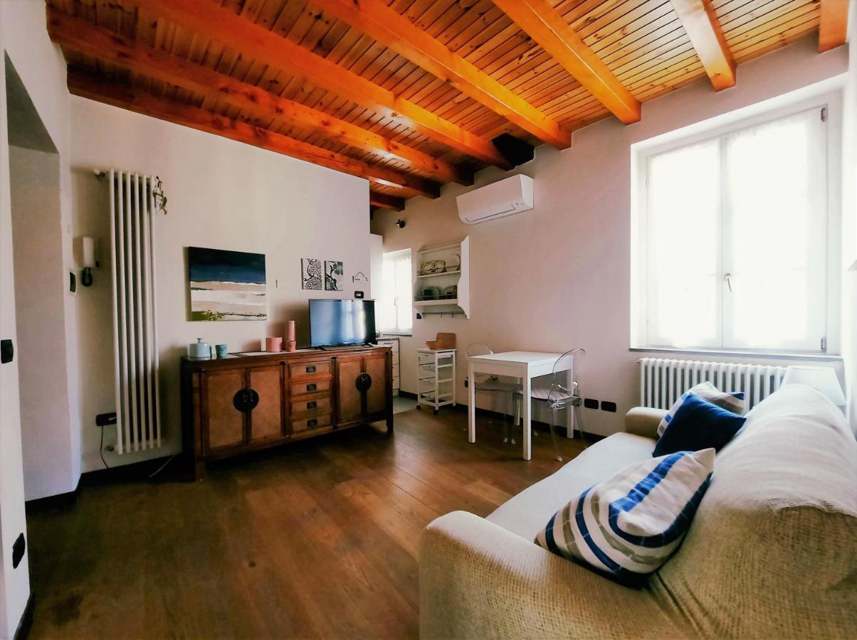 Ferienwohnung Antica Corte, Bilocale Nel Centro Storico Di Como Exterior foto